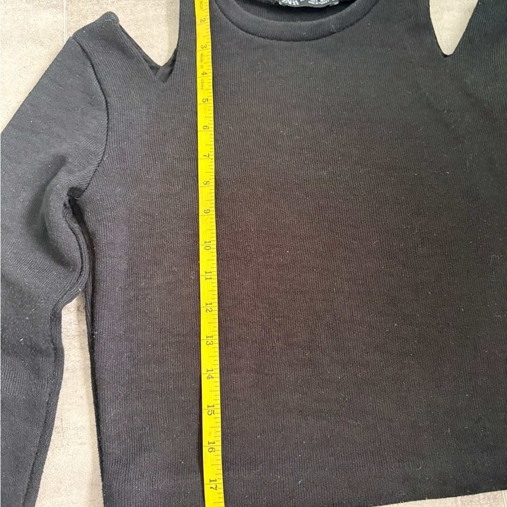ZARA WOMAN Midriff Crop Top Small Long Sleeve Cold Shoulder Black Casual Size S - Picture 8 of 11